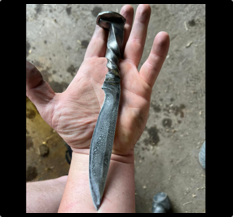 Custom knife